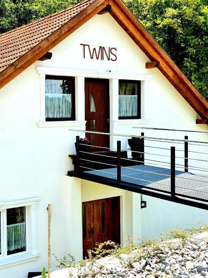Twins Apartments سوفاتا المظهر الخارجي الصورة