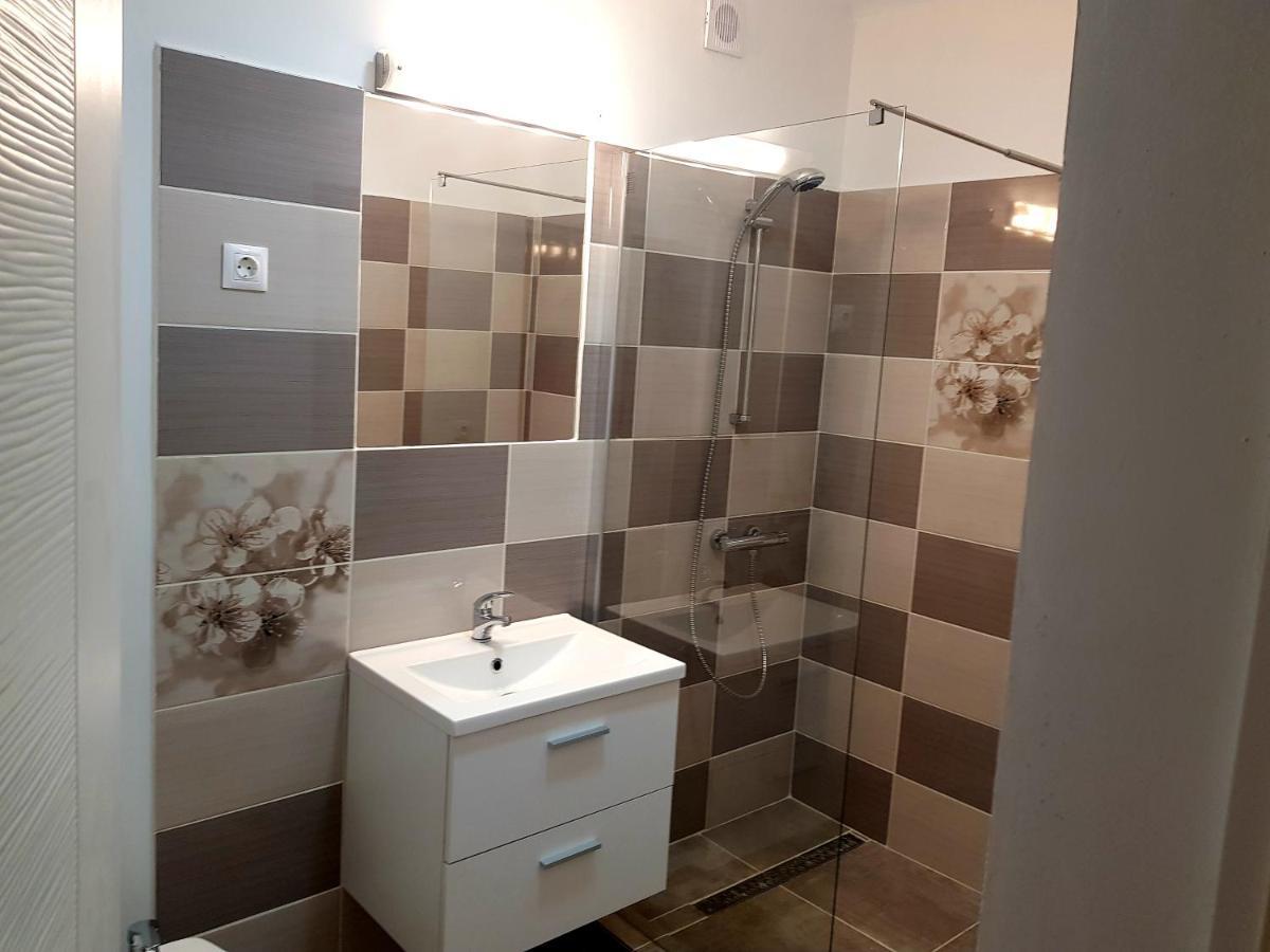 Twins Apartments سوفاتا المظهر الخارجي الصورة