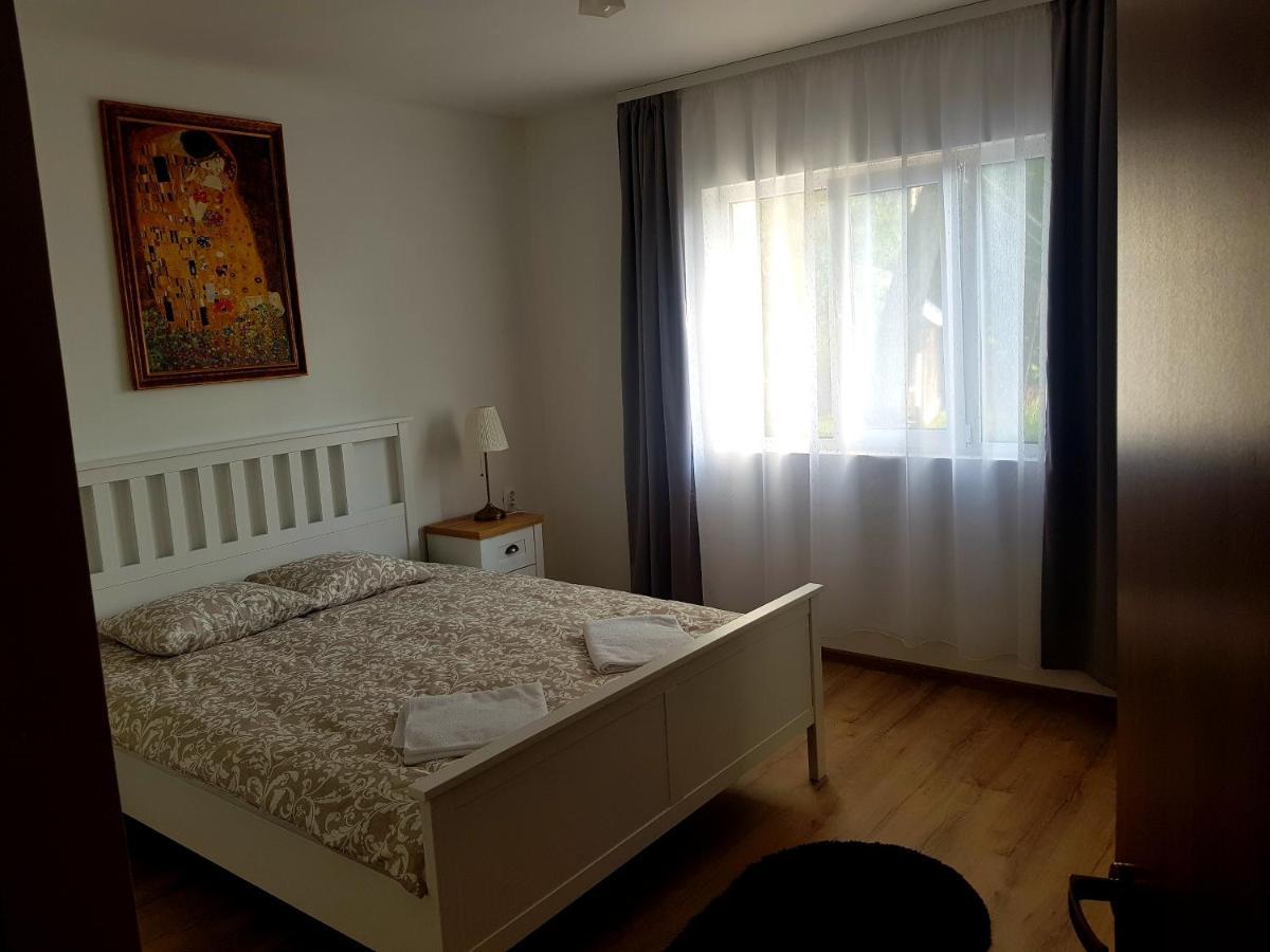 Twins Apartments سوفاتا المظهر الخارجي الصورة