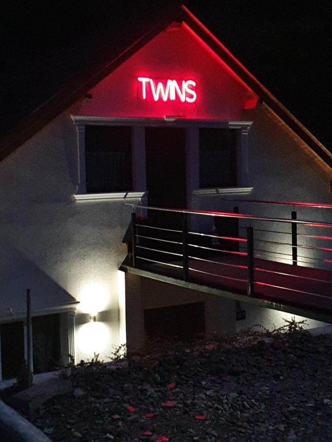 Twins Apartments سوفاتا المظهر الخارجي الصورة