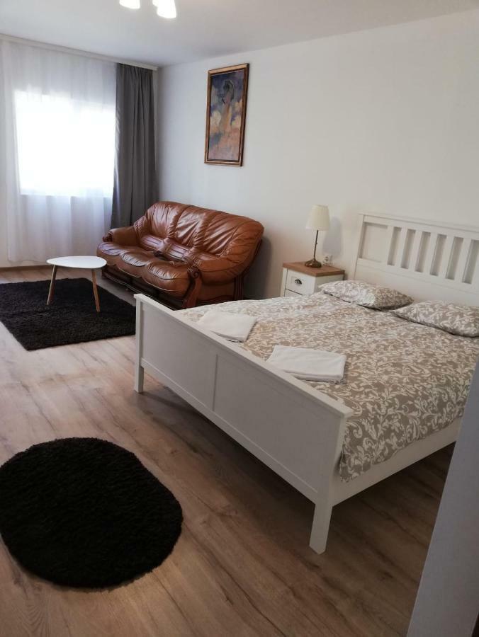 Twins Apartments سوفاتا المظهر الخارجي الصورة